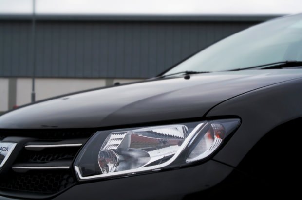 Dacia Sandero front