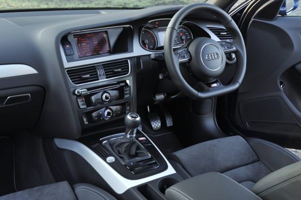 Audi A4 quattro interior