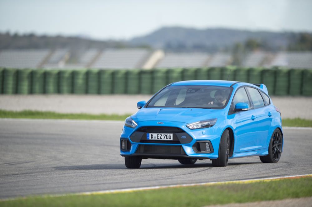 Ford2016_FocusRS_4550-to-70