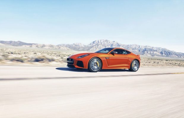 JAGUAR_F-TYPE_SVR_200MPH_HERO_1050-to-70