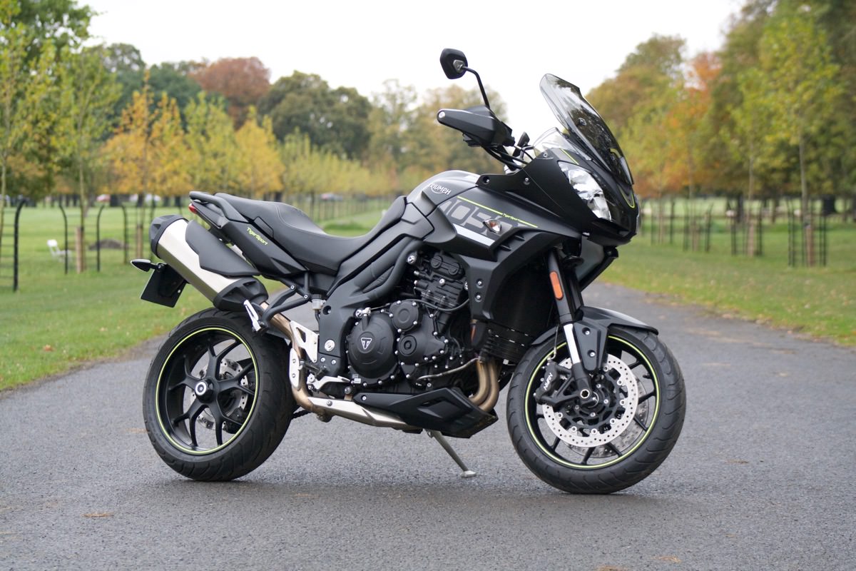 Triumph tiger sport 1050 front quarter view