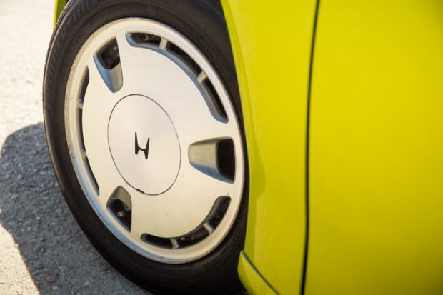 Honda Insight wheel