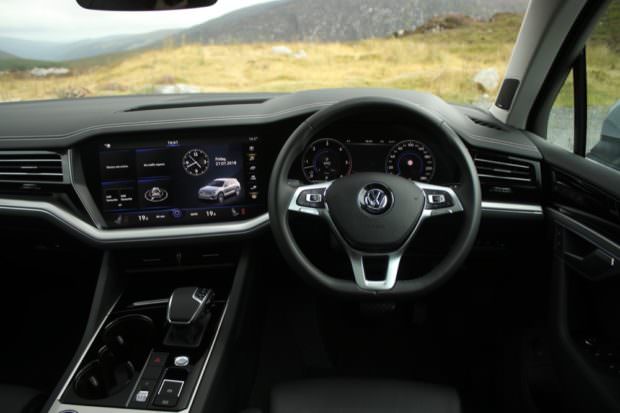 Volkswagen Touareg interior