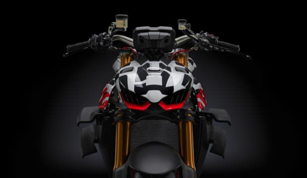 Ducati Streetfighter V4 front