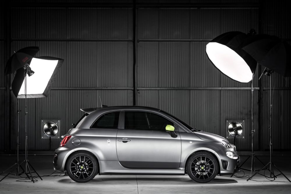 Abarth 595 Pista side