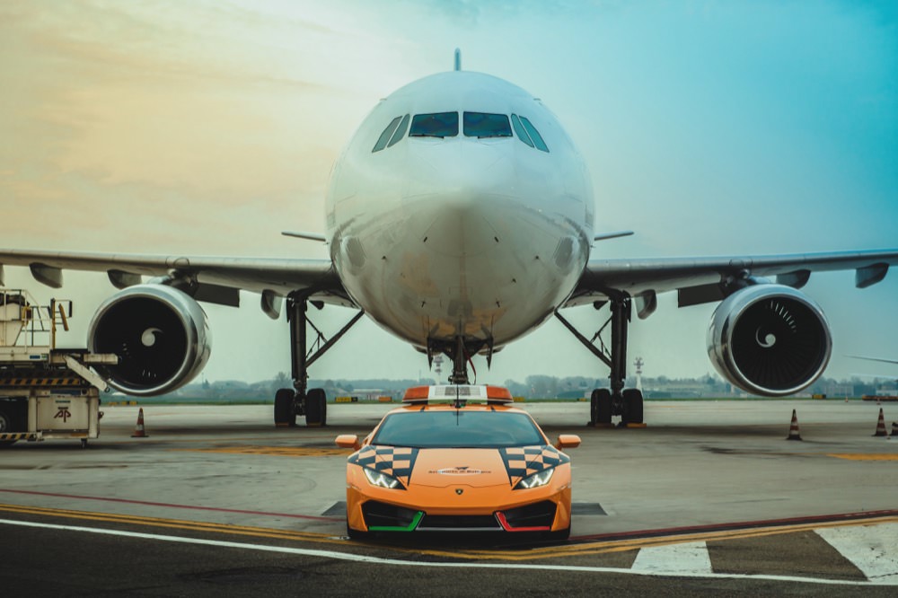 Lamborghini Huracan RWD front