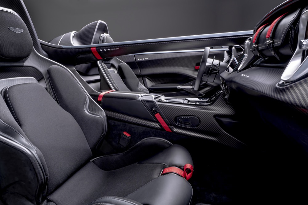 V12 Speedster cabin