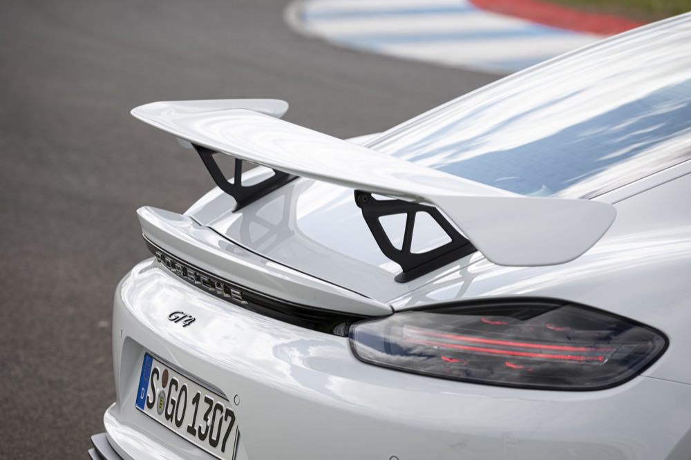 Porsche 718 Cayman GT4 wing