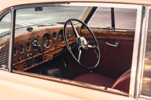 1952 Bentley R-Type Continental interior