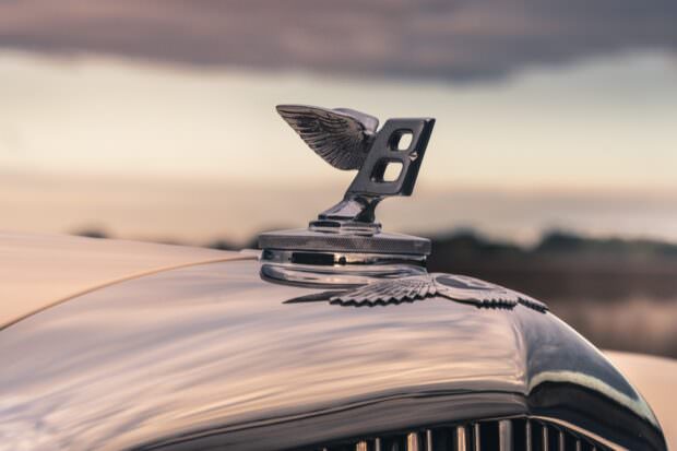 1952 Bentley R-Type Continental badge
