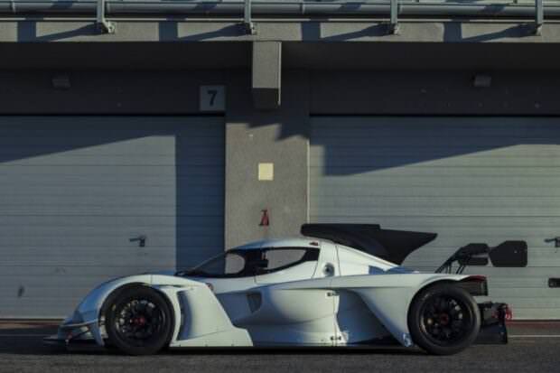 Praga R1 side view