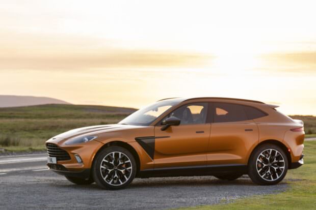 Aston Martin DBX side