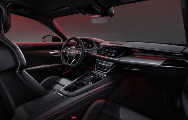 Audi e-tron GT interior