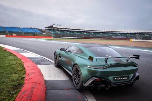 Aston Martin Vantage F1 Edition rear